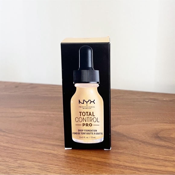 NYX Foundation Total Control Pro Beige TCPDF11 NEW - Never Opened! - Picture 2 of 4